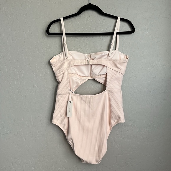 Sanctuary Splice Mio One-Piece Swimsuit - Picture 3 of 10